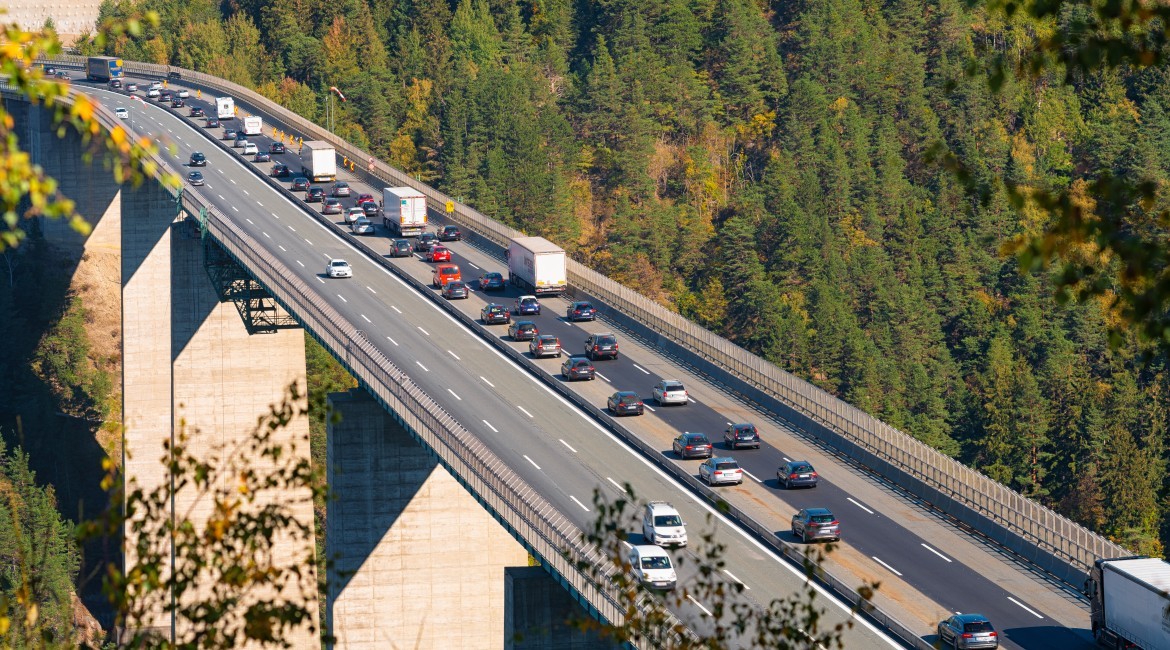 Faut-il élargir le réseau autoroutier suisse? La population tranchera